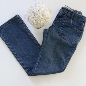 Gap low rise bootcut jeans size 1R